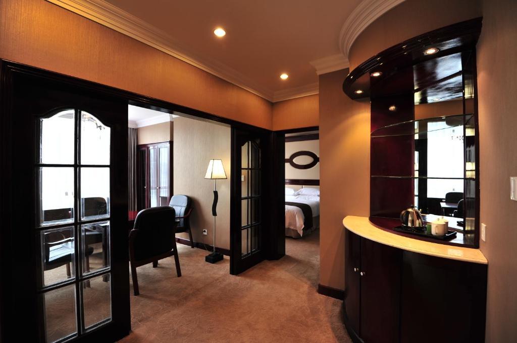 Jiande Yinyuan Hotel Tangcun Extérieur photo