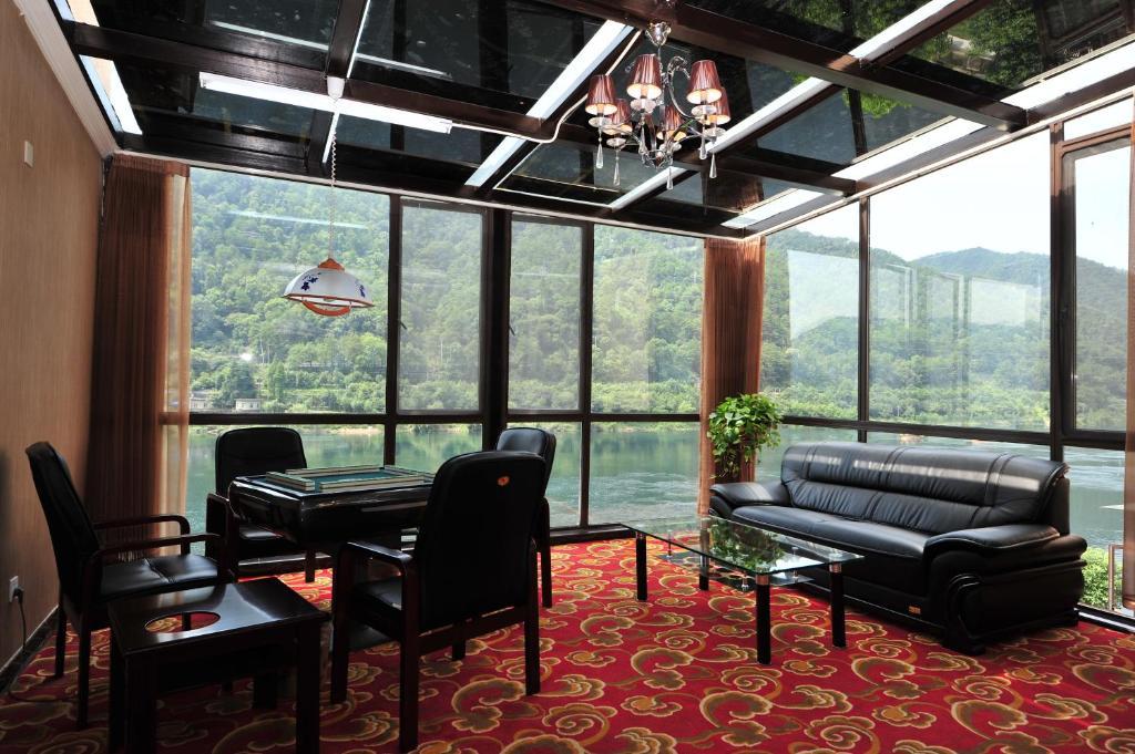 Jiande Yinyuan Hotel Tangcun Extérieur photo