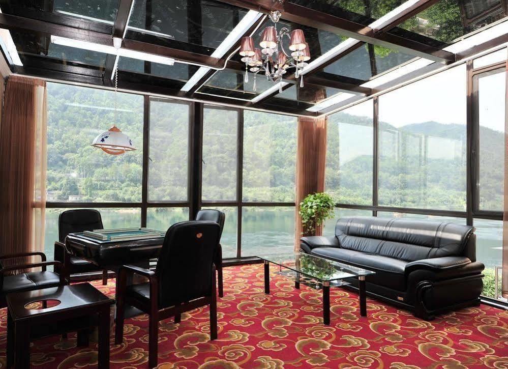Jiande Yinyuan Hotel Tangcun Extérieur photo